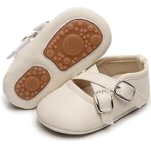 NWT Isinser Baby Double Buckle Crib Shoe